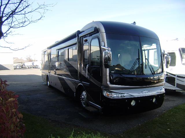 2004 Fleetwood Revolution